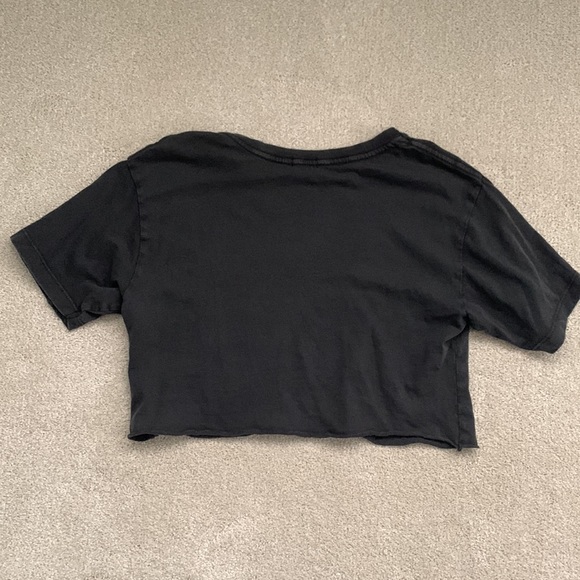 Cropped Tee - Picture 3 of 3